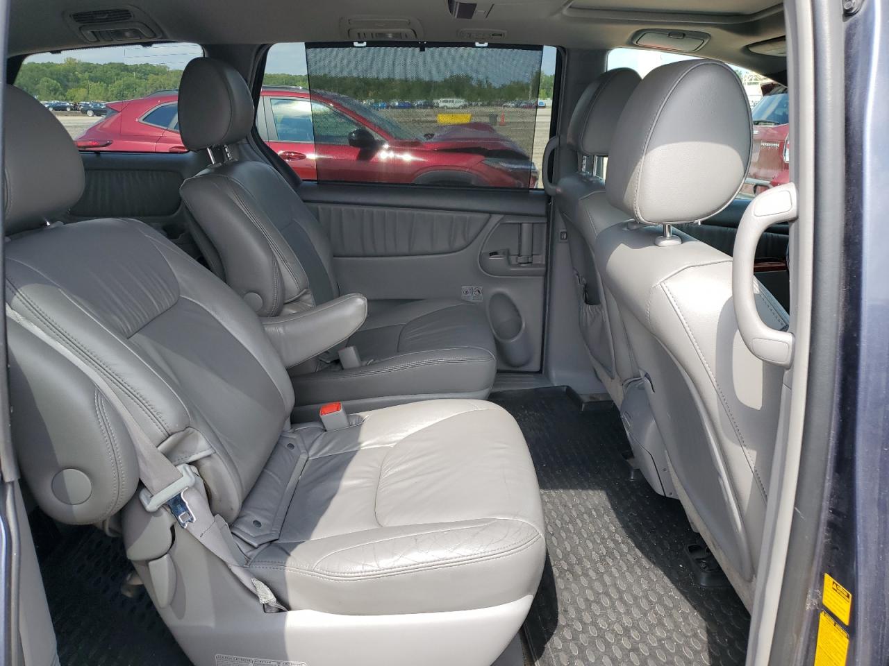 2010 Toyota Sienna Xle VIN: 5TDYK4CC8AS305934 Lot: 72073675