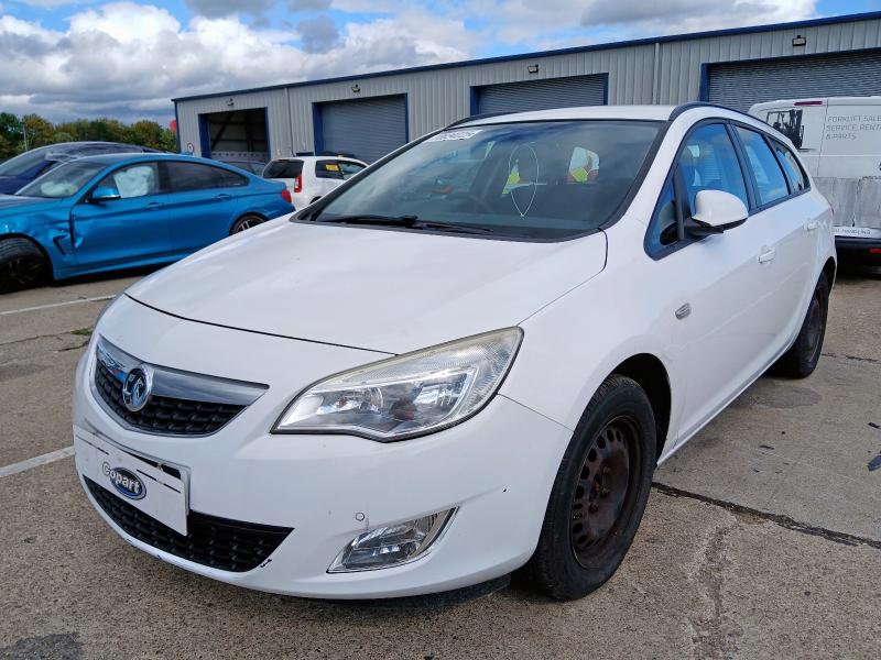 2011 VAUXHALL ASTRA EXCLUSIV CDTI ECOFL  for sale at Copart NEWBURY