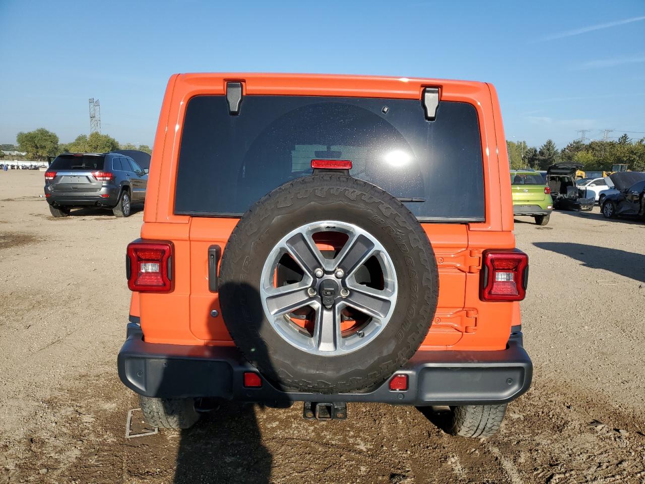 2018 Jeep Wrangler Unlimited Sahara VIN: 1C4HJXEN5JW328218 Lot: 84573225
