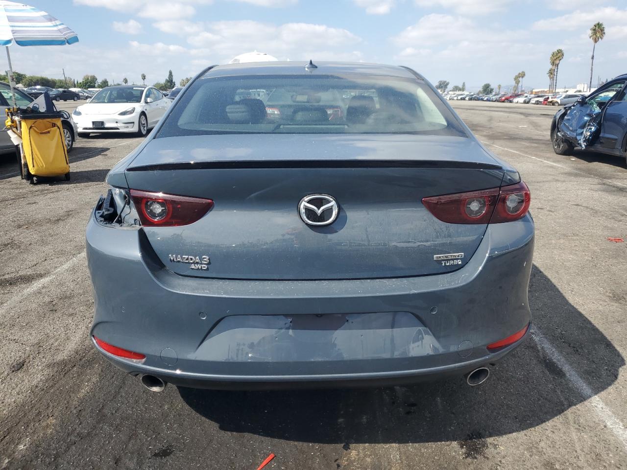 2022 Mazda 3 Premium Plus VIN: 3MZBPBEY2NM310800 Lot: 81585635