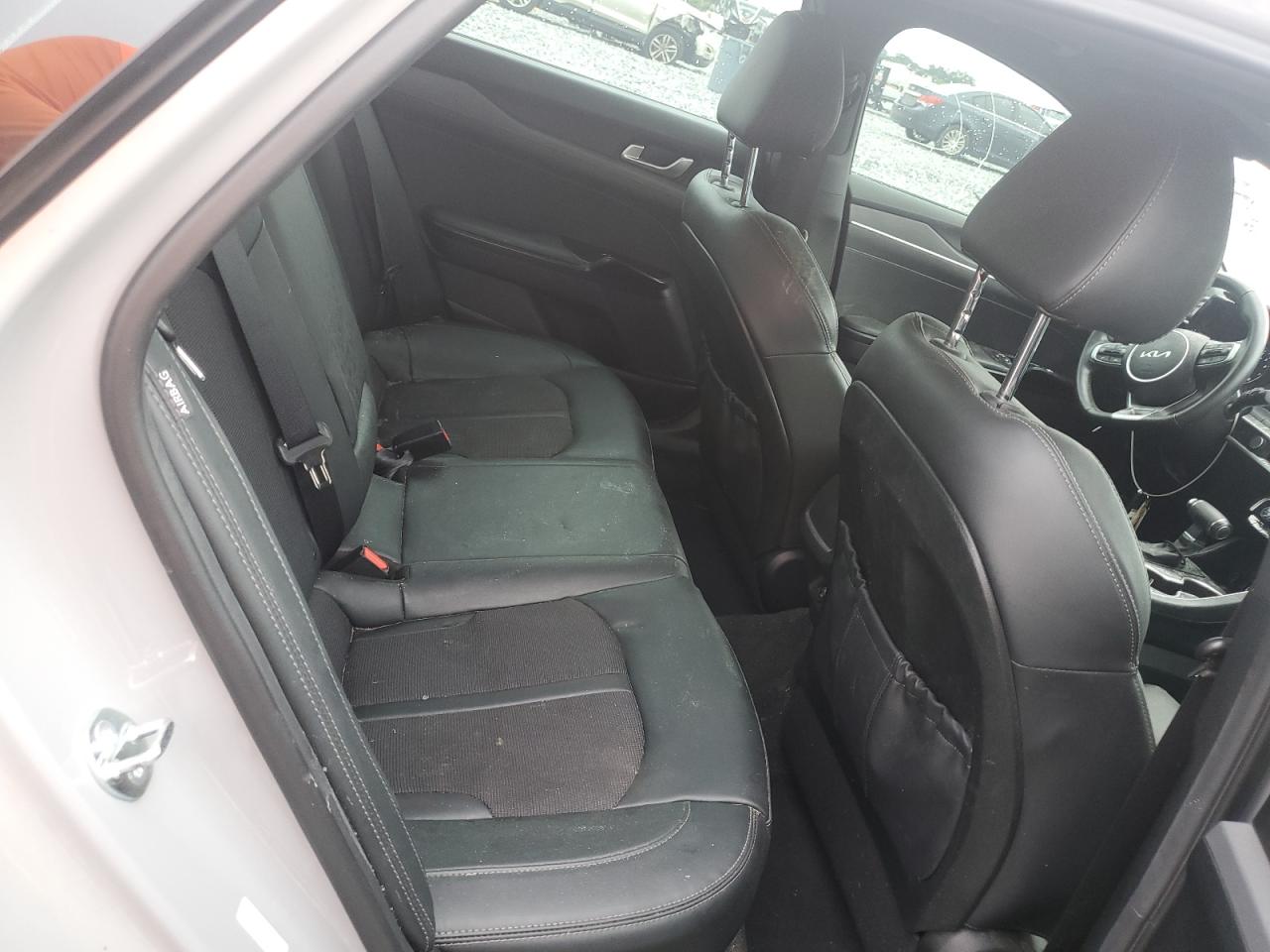2024 Kia K5 Gt Line VIN: 5XXG64J22RG249609 Lot: 80270295