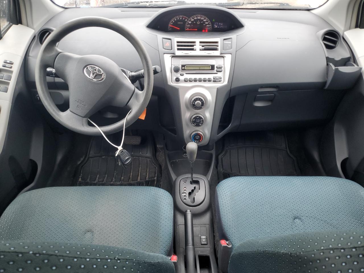 2007 Toyota Yaris VIN: JTDKT923575072708 Lot: 81508695