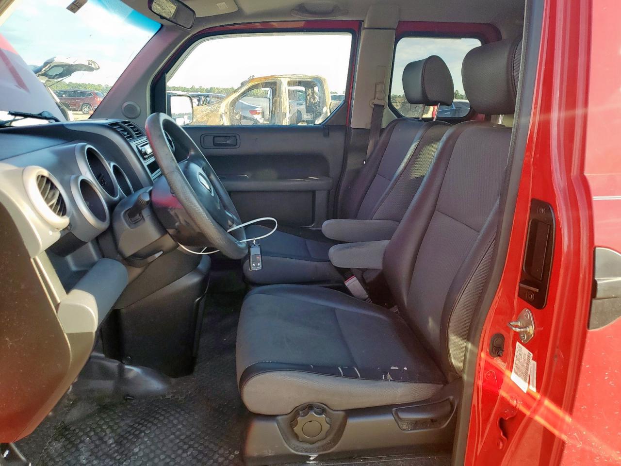2005 Honda Element Ex VIN: 5J6YH186X5L017723 Lot: 84185415