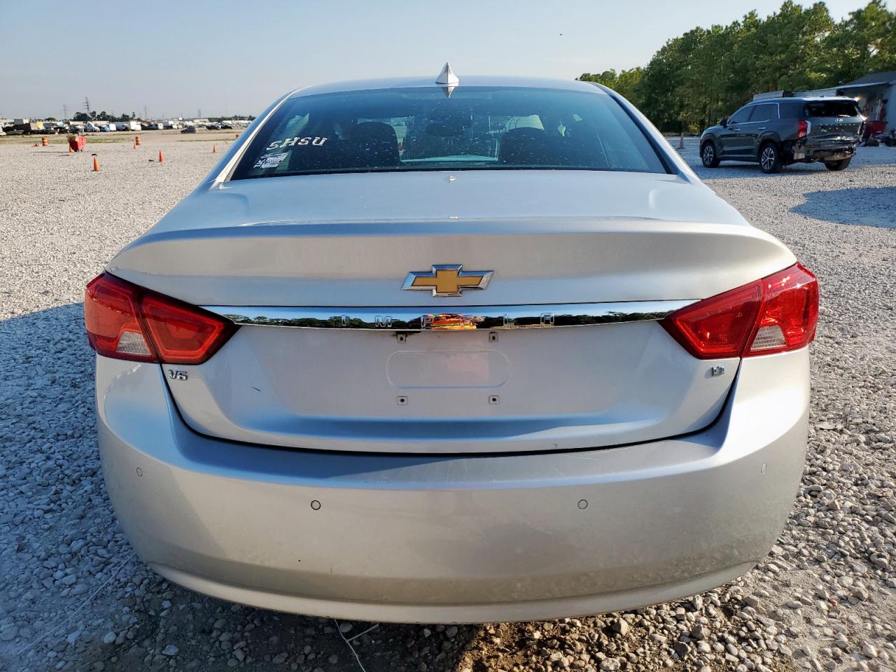 2017 Chevrolet Impala Lt VIN: 2G1105S30H9179952 Lot: 80813085