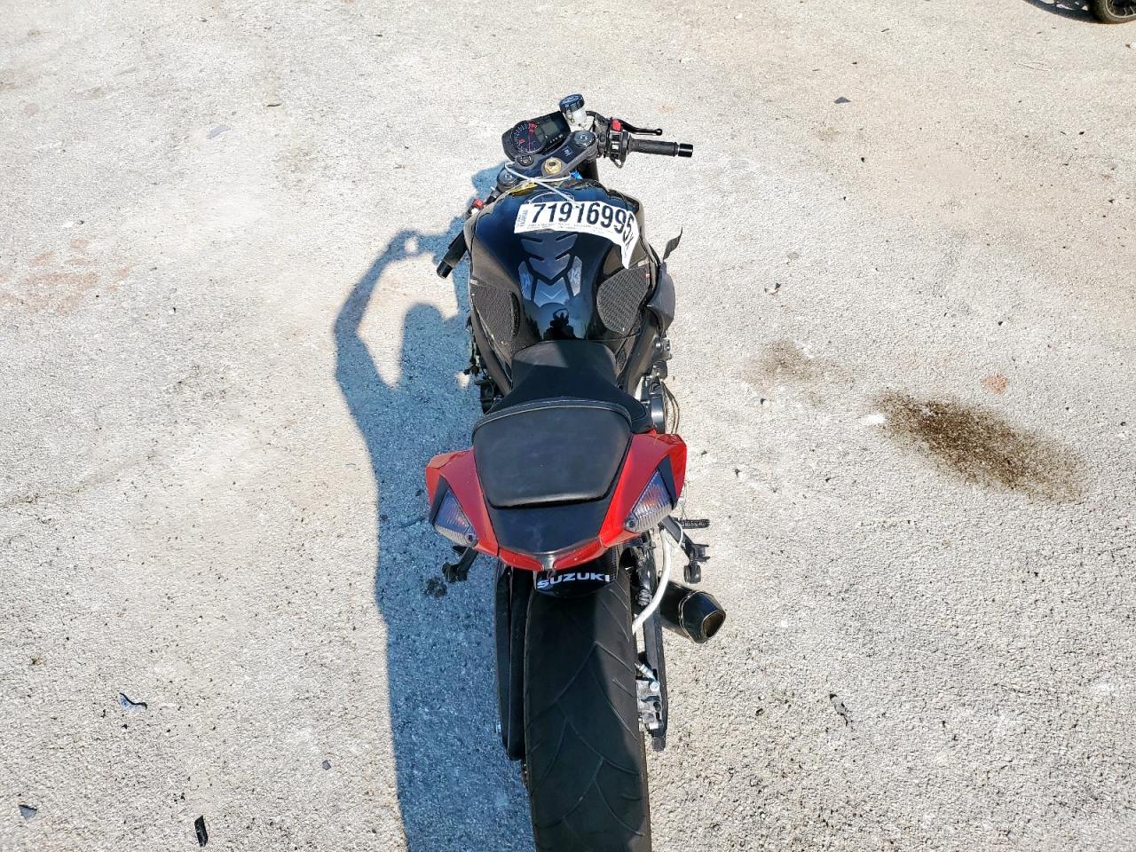 2015 Suzuki Gsx-R600 VIN: JS1GN7FA6F2100670 Lot: 71916995