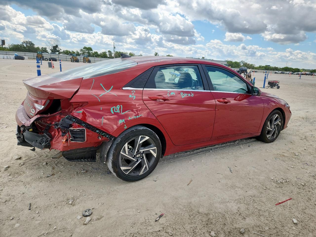 2024 Hyundai Elantra Limited red null gasoline KMHLP4DG8RU828175 photo #4