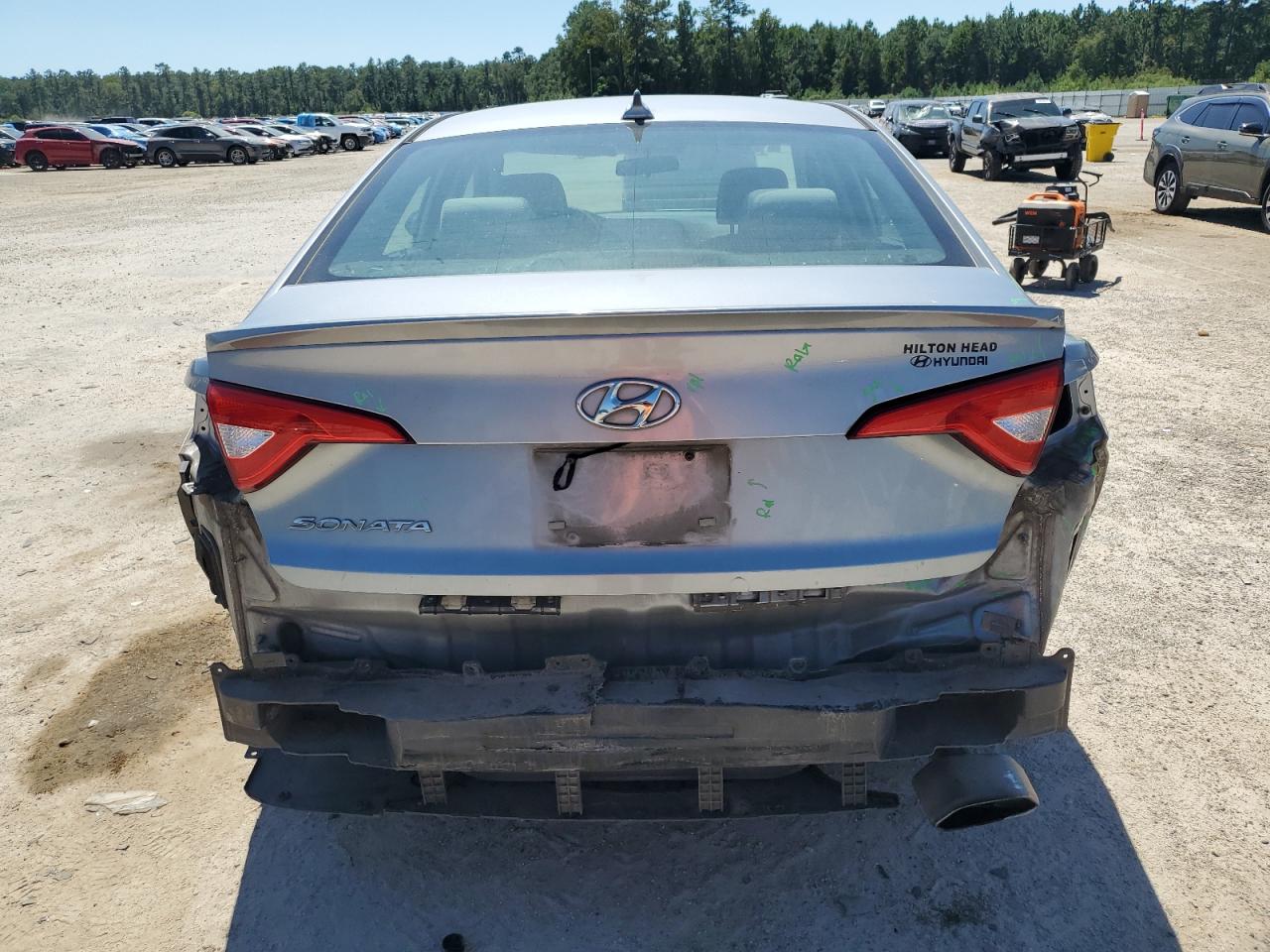 2015 Hyundai Sonata Se VIN: 5NPE24AF8FH245036 Lot: 70535115