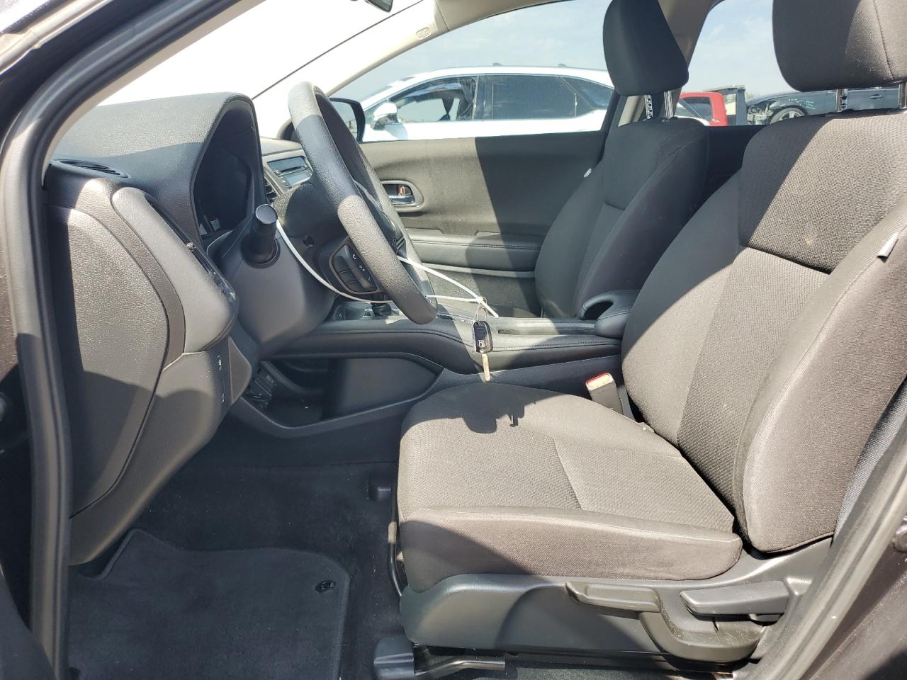 2018 Honda Hr-V Lx VIN: 3CZRU5H34JM710633 Lot: 84469645