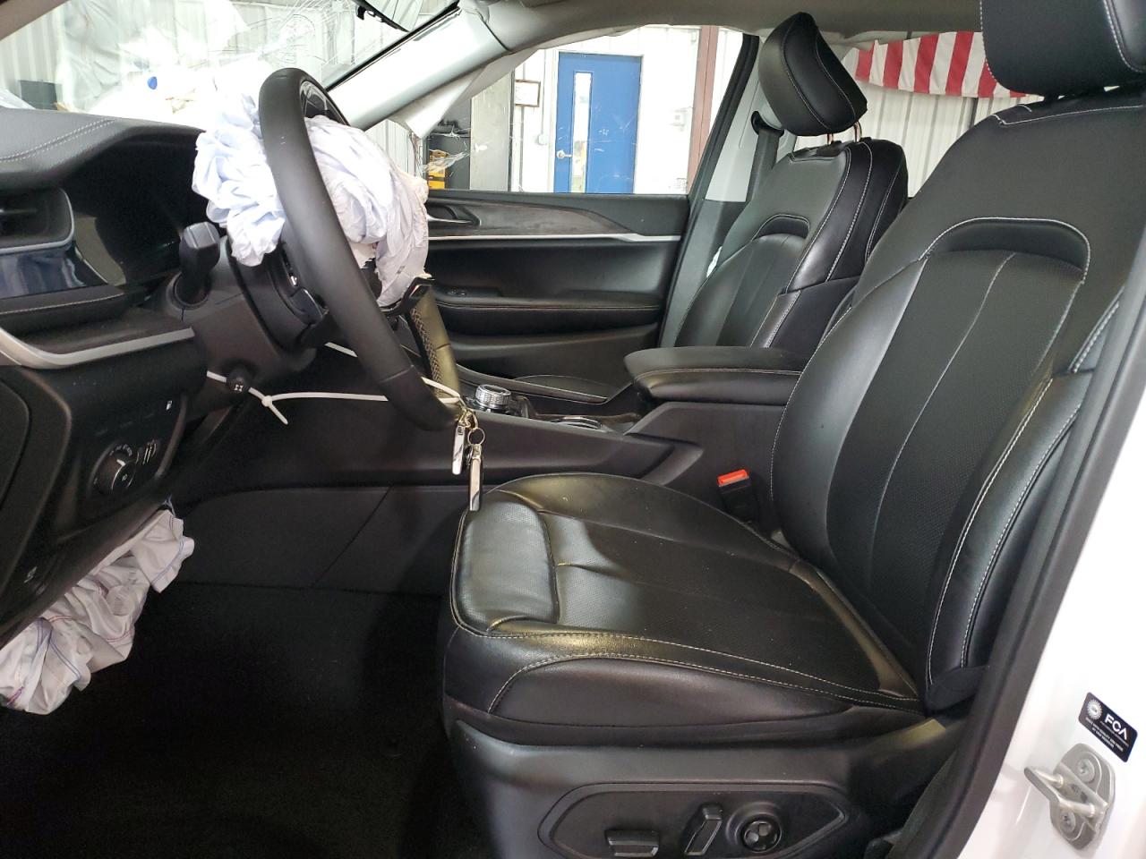 2024 Jeep Grand Cherokee Limited 4Xe VIN: 1C4RJYB69RC681274 Lot: 71669875