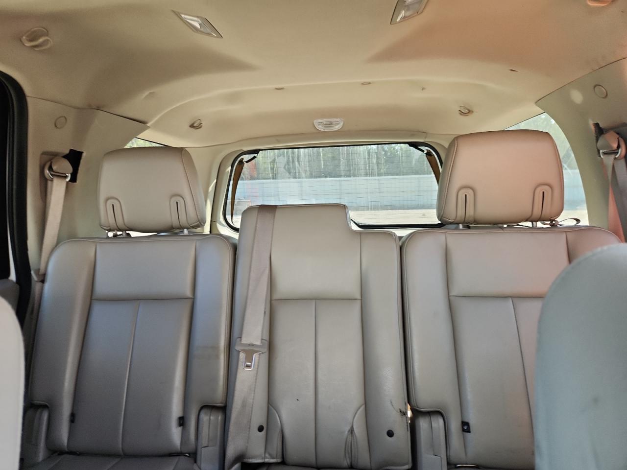 2010 Ford Expedition Xlt VIN: 1FMJU1G59AEB57963 Lot: 80541905