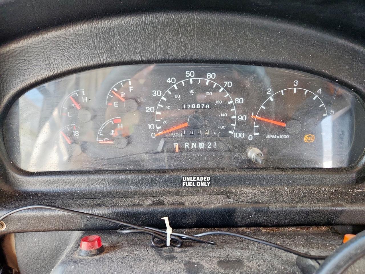 2001 Winnebago Adventurer VIN: 1FCNF53S4Y0A14641 Lot: 80494105