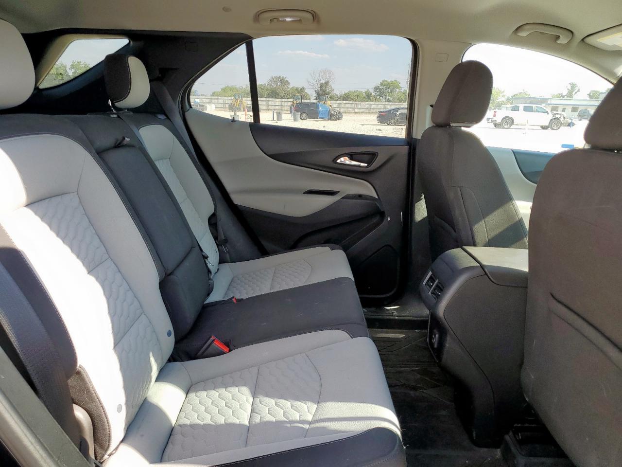 2020 Chevrolet Equinox Ls VIN: 2GNAXHEV0L6188251 Lot: 81949255