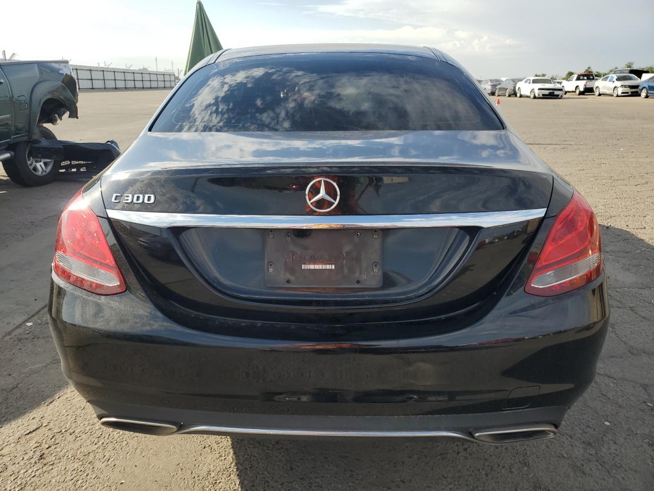 2017 Mercedes-Benz C 300 VIN: 55SWF4JBXHU193267 Lot: 81814645