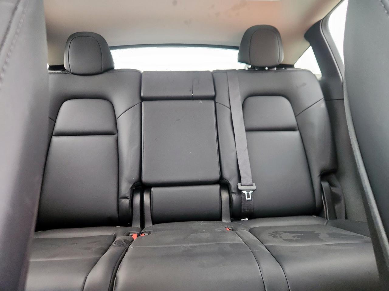 2024 Tesla Model Y VIN: 7SAYGAEEXRF084368 Lot: 71813985