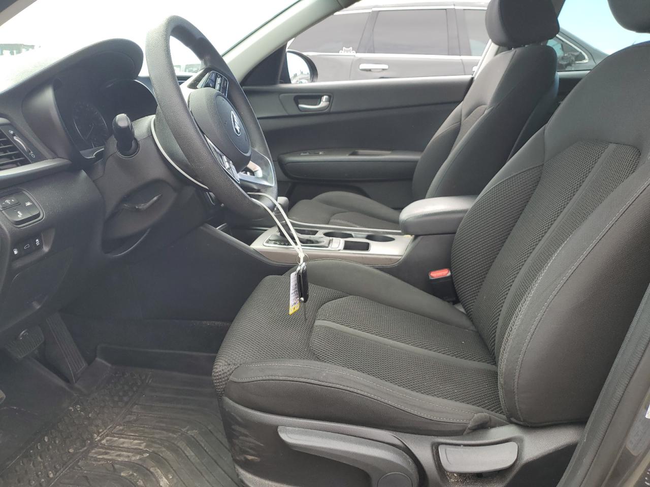 2020 Kia Optima Lx VIN: 5XXGT4L32LG438007 Lot: 80722295