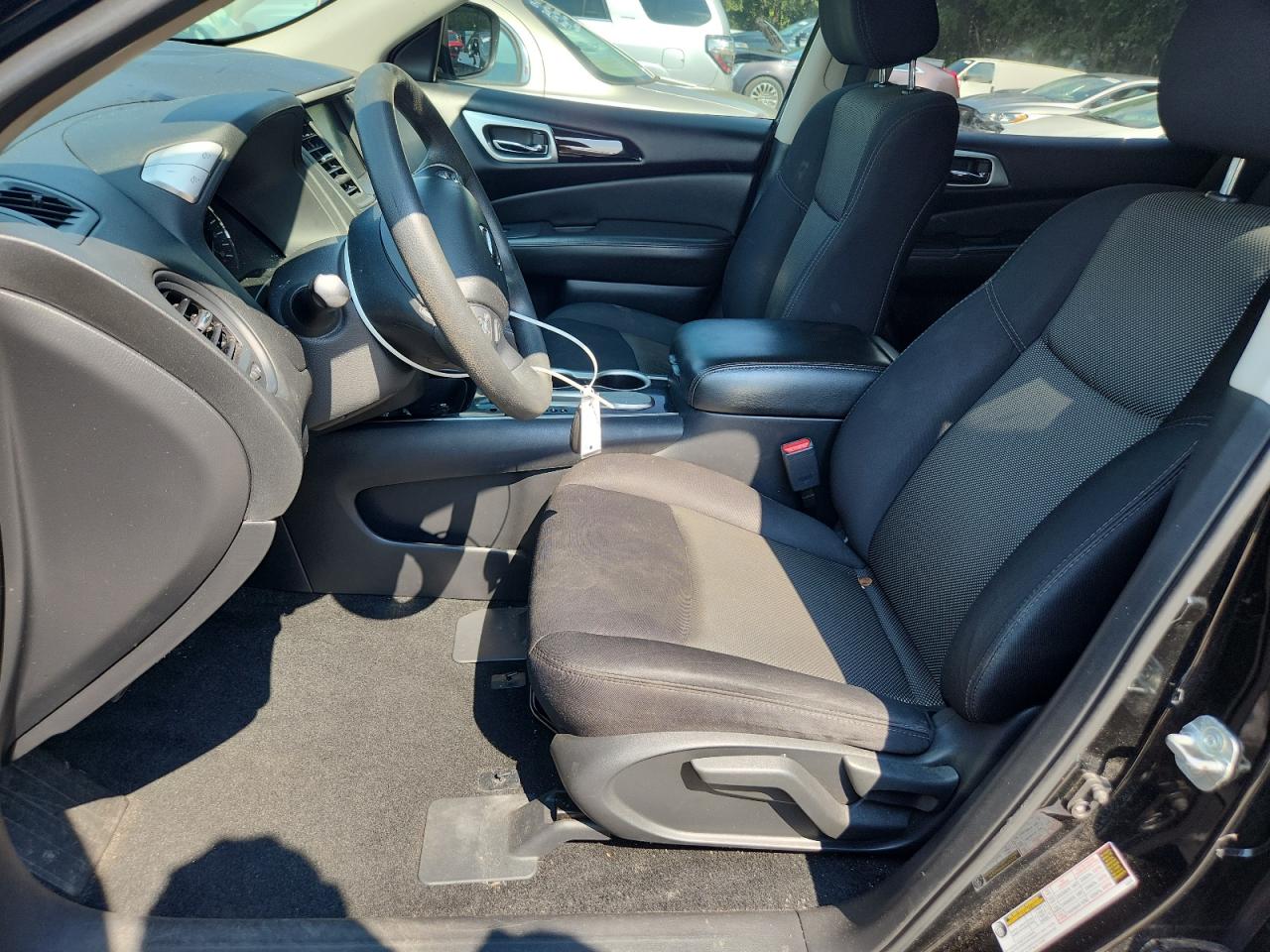 2018 Nissan Pathfinder S VIN: 5N1DR2MN0JC650077 Lot: 81491175