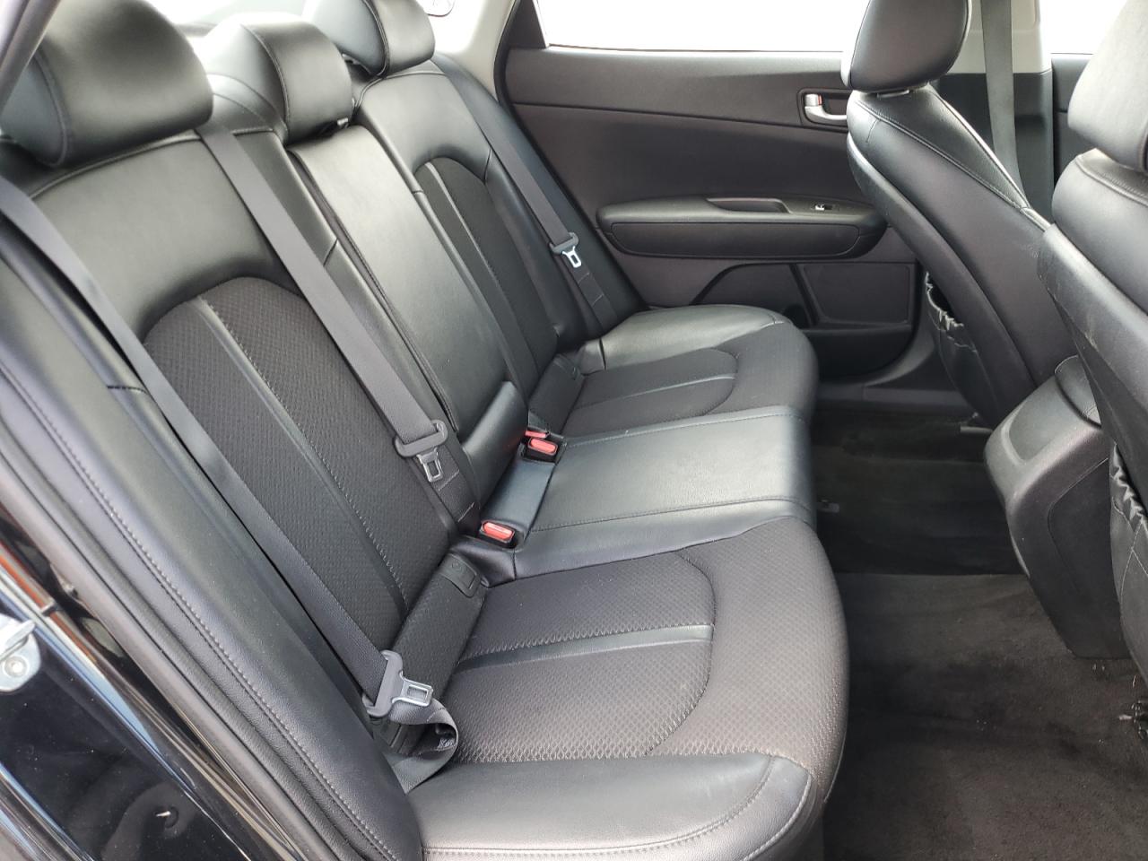 2018 Kia Optima Lx VIN: 5XXGT4L37JG241671 Lot: 83790845