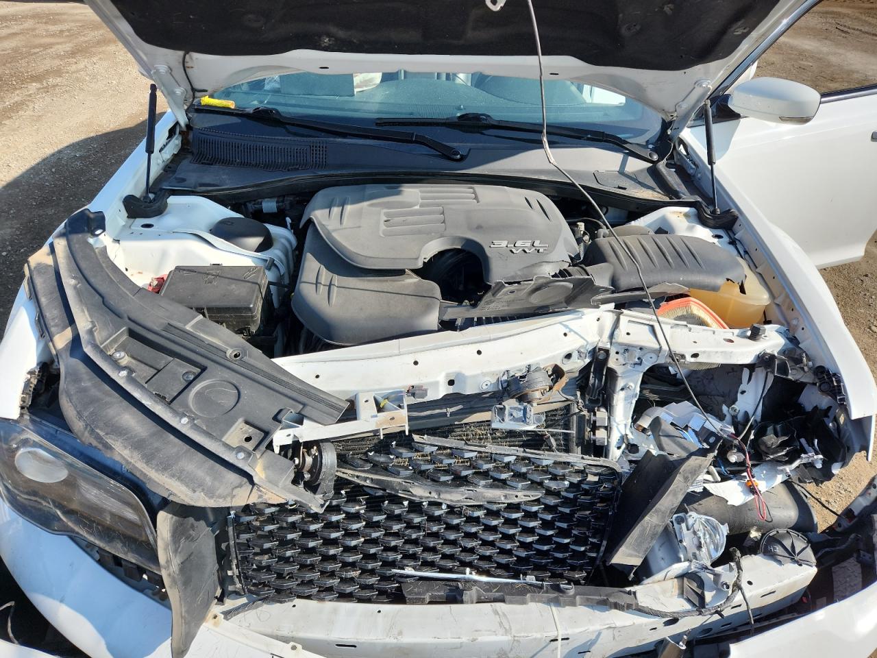 2018 Chrysler 300 S VIN: 2C3CCABG1JH266990 Lot: 71483475