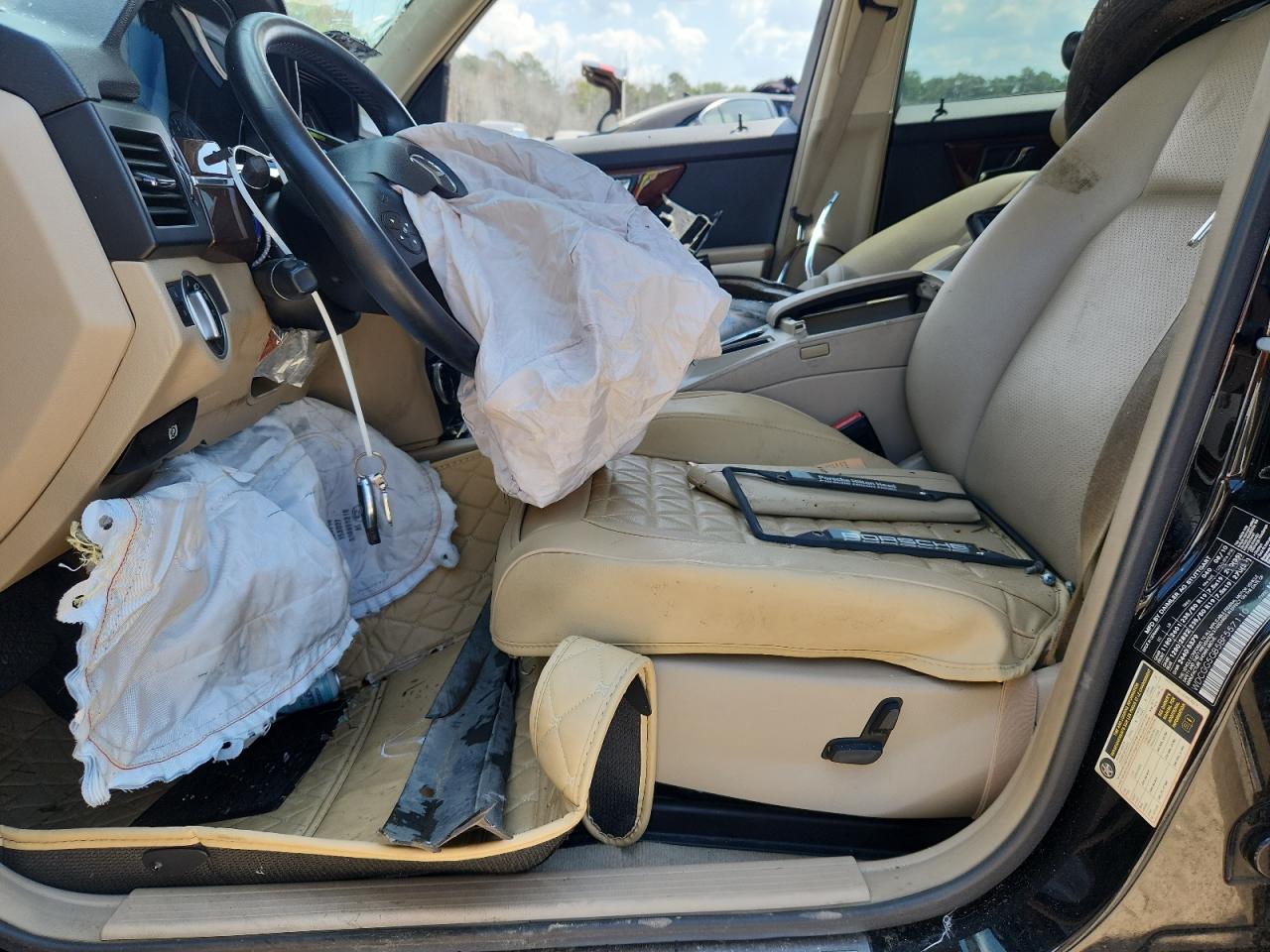 2011 Mercedes-Benz Glk 350 VIN: WDCGG5GB5BF557110 Lot: 81216605