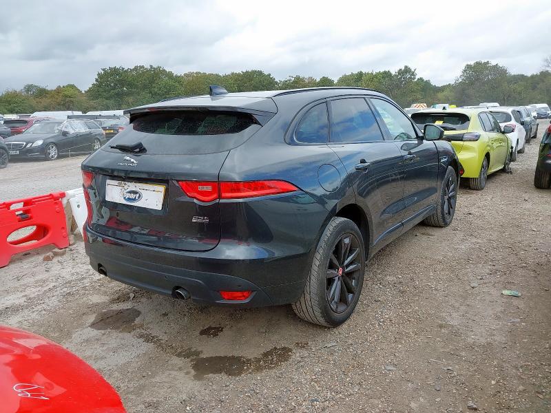 2017 JAGUAR F-PACE R-SPORT