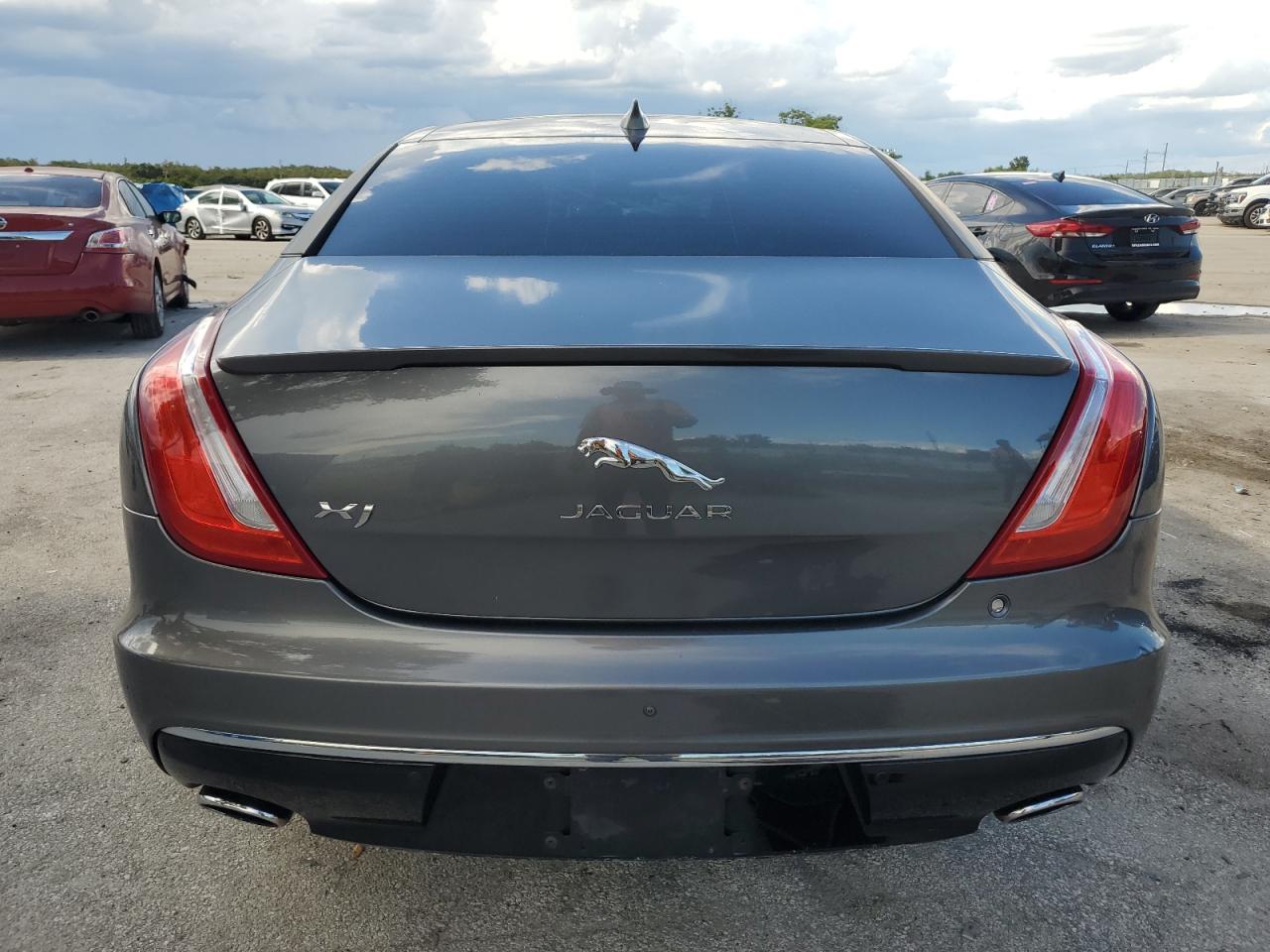 2016 Jaguar Xj VIN: SAJWA1C77G8V92676 Lot: 84358945