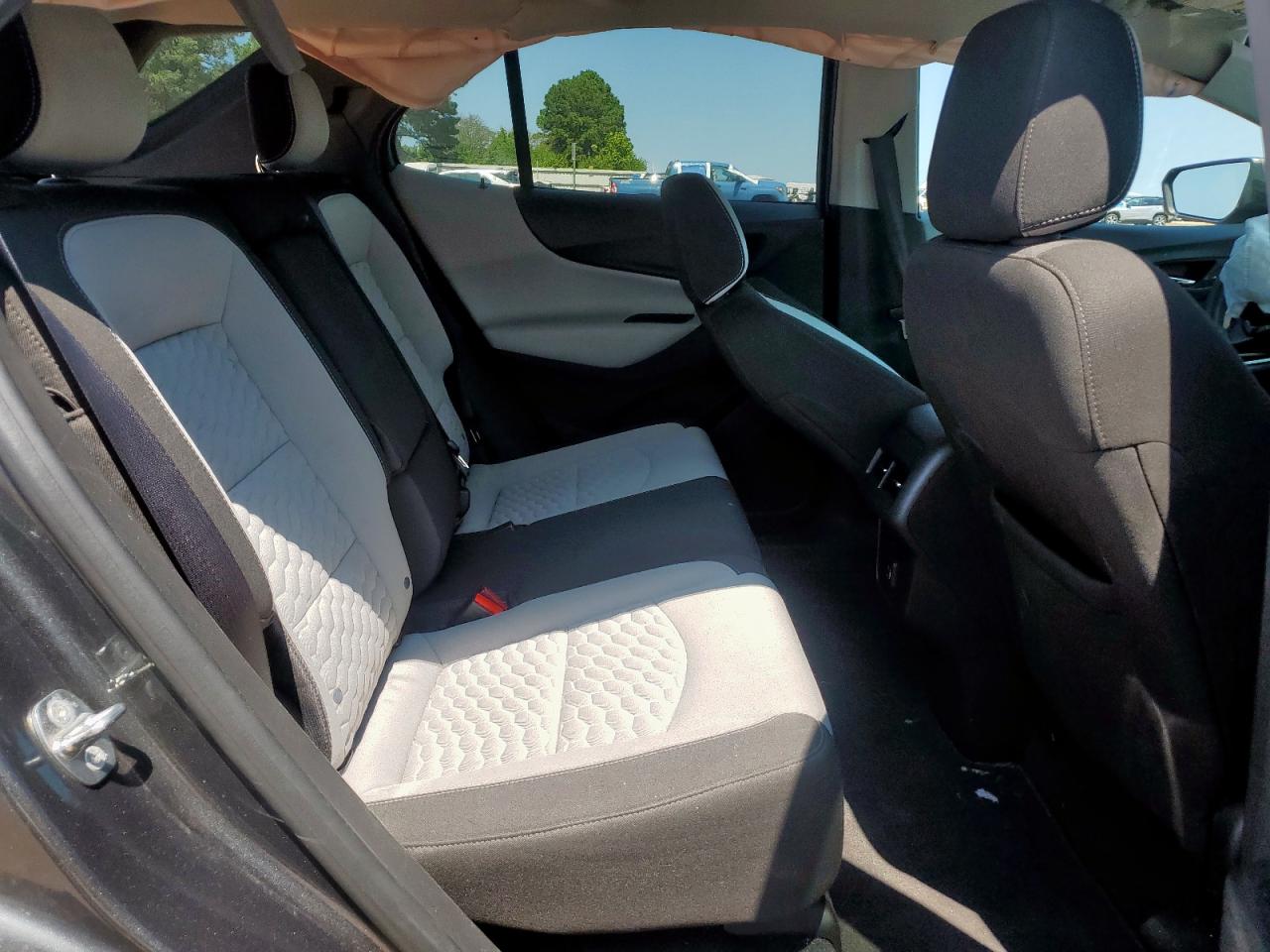 2020 Chevrolet Equinox Ls VIN: 3GNAXHEV5LS555856 Lot: 71312425