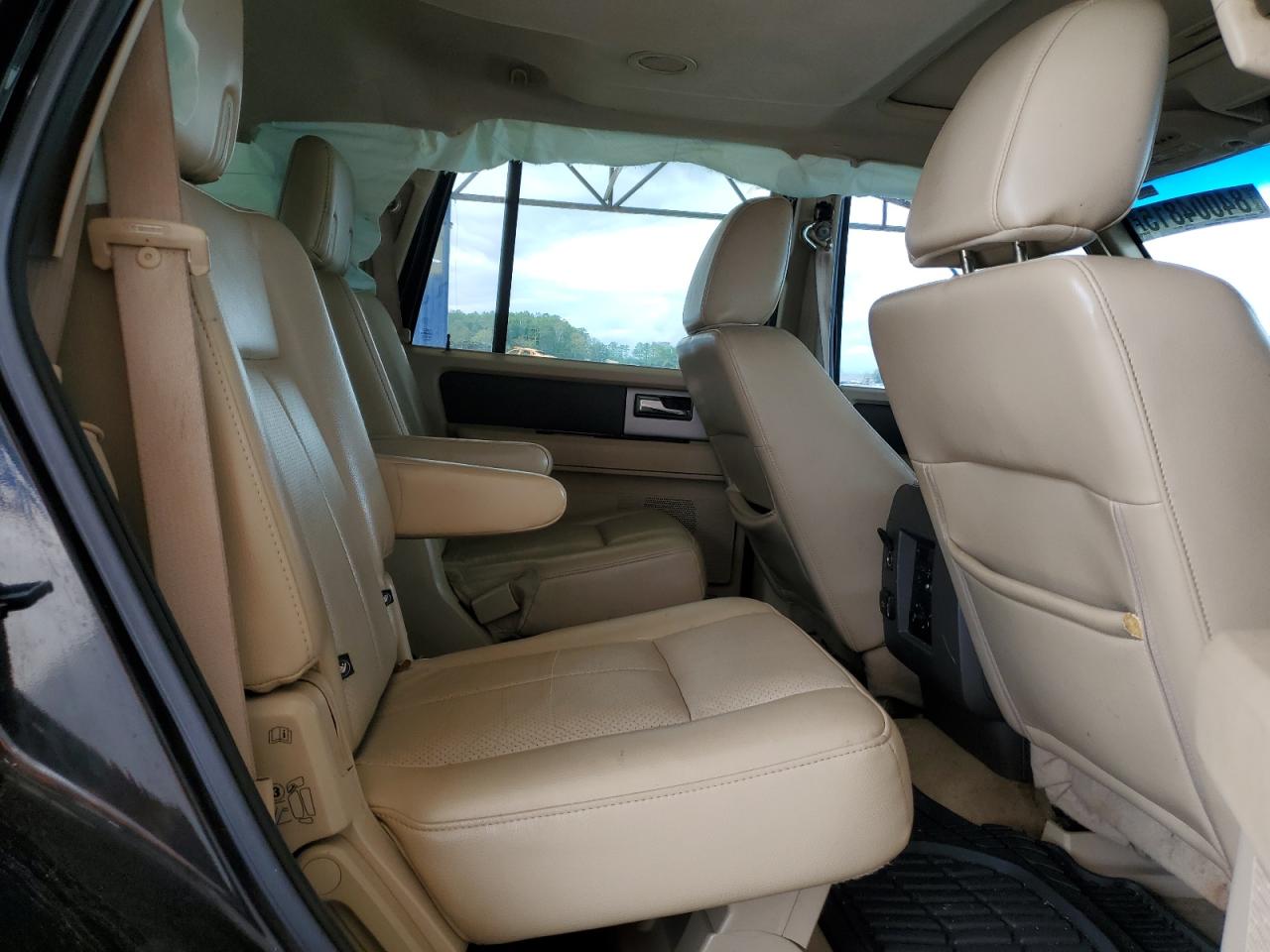 2011 Ford Expedition Xlt VIN: 1FMJU1J57BEF02336 Lot: 84004815