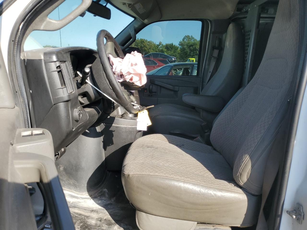 2018 Chevrolet Express G2500 VIN: 1GCWGAFG2J1179458 Lot: 84232675