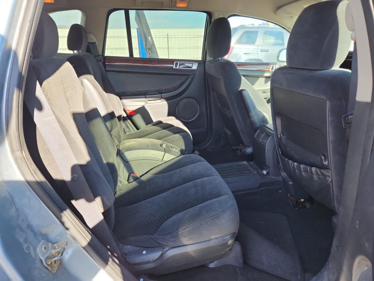 2005 Chrysler Pacifica Touring VIN: 2C4GF68445R461240 Lot: 80314045