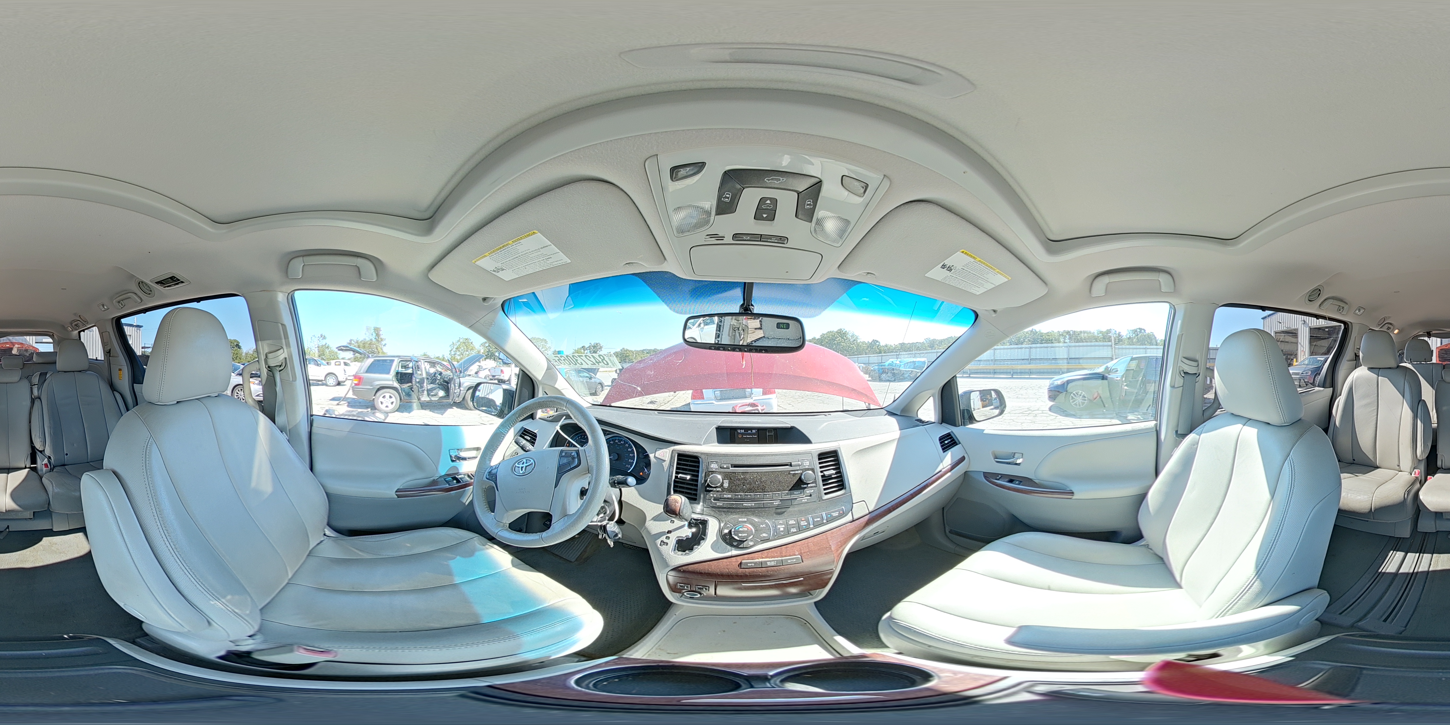 2014 Toyota Sienna Xle VIN: 5TDYK3DC8ES443133 Lot: 84273065