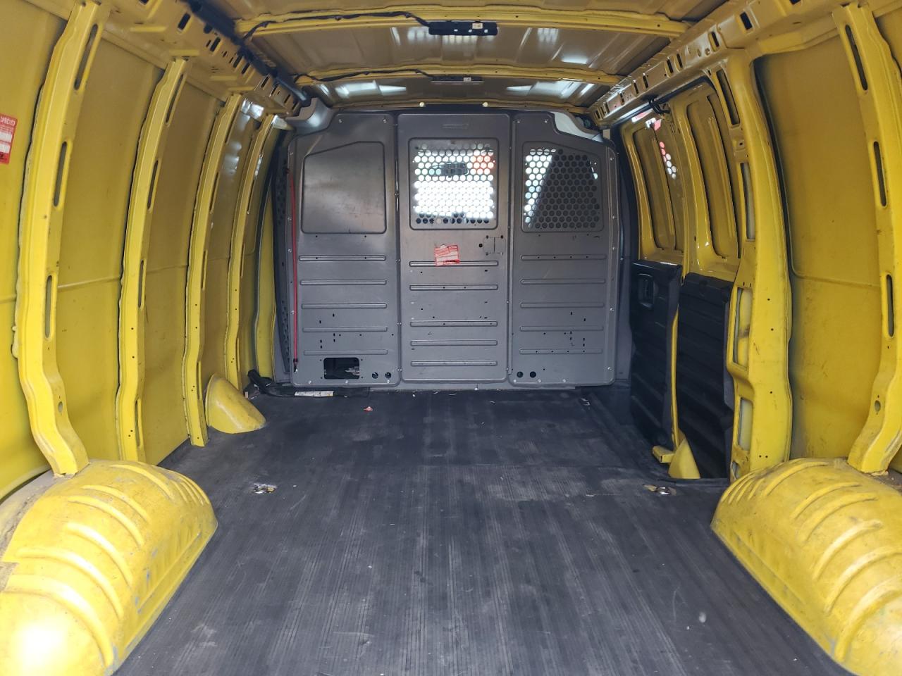 2019 Chevrolet Express G2500 VIN: 1GCWGAFP1K1335863 Lot: 80787505