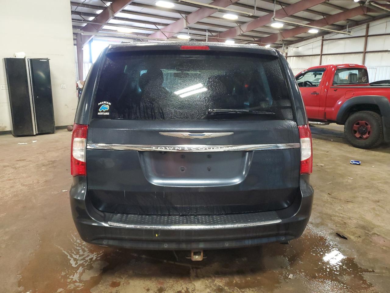 2014 Chrysler Town & Country Touring L VIN: 2C4RC1CG9ER164163 Lot: 69928525