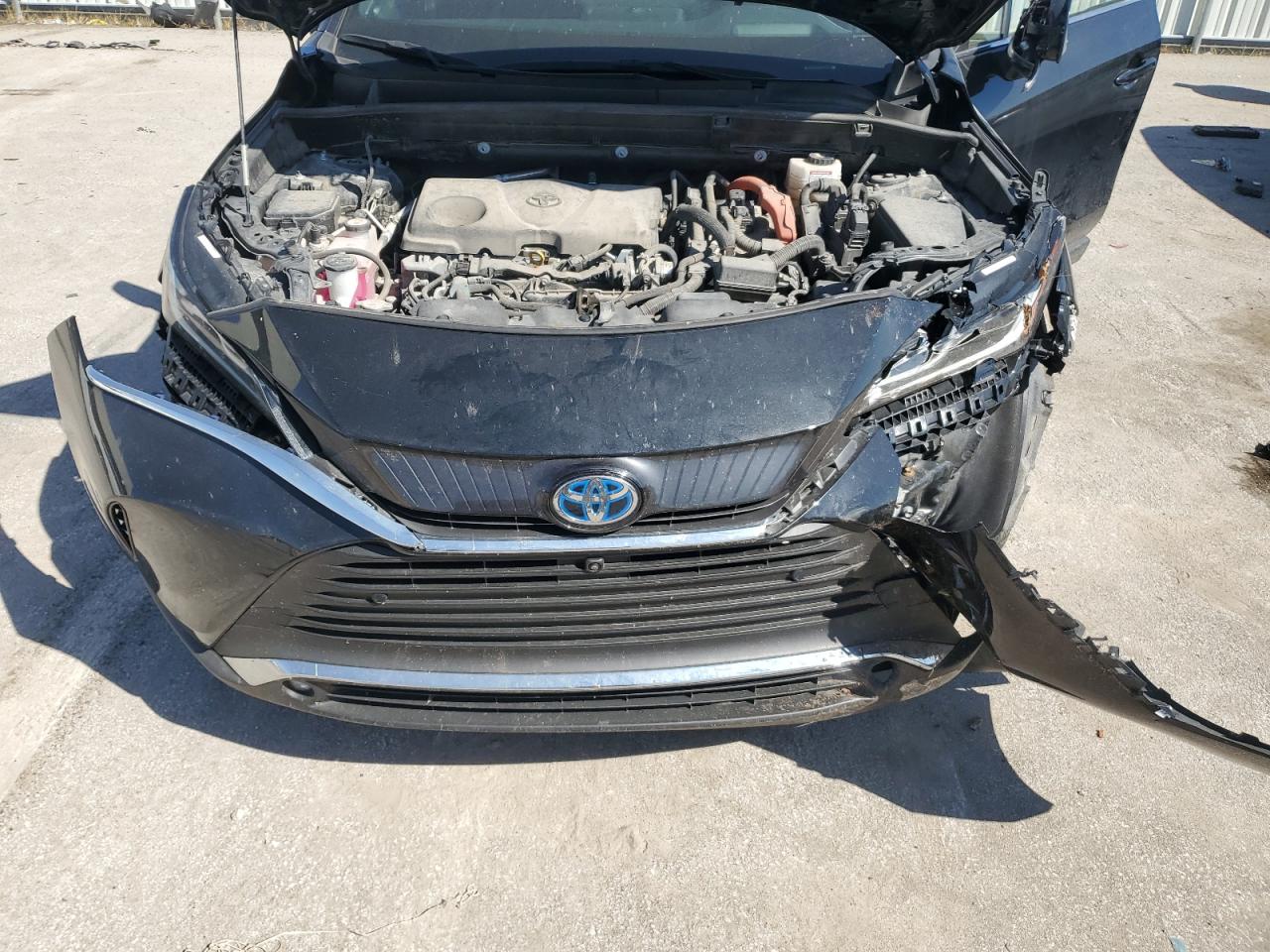 2023 Toyota Venza Le VIN: JTEAAAAH9PJ121315 Lot: 84250315