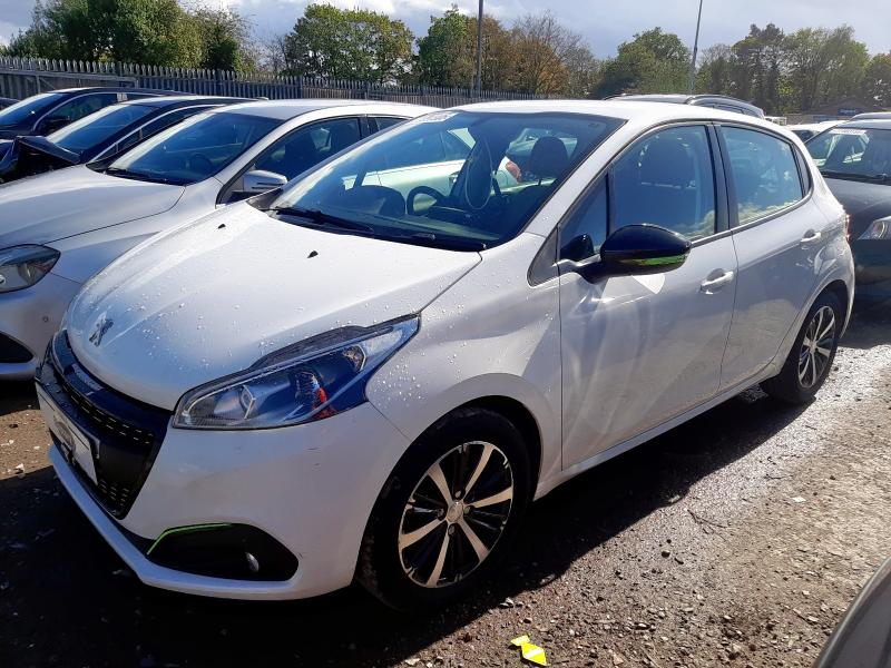 2016 PEUGEOT 208 XS LIME 1.2 PURETECH XS-LIME 5DR for sale at Copart WOLVERHAMPTON