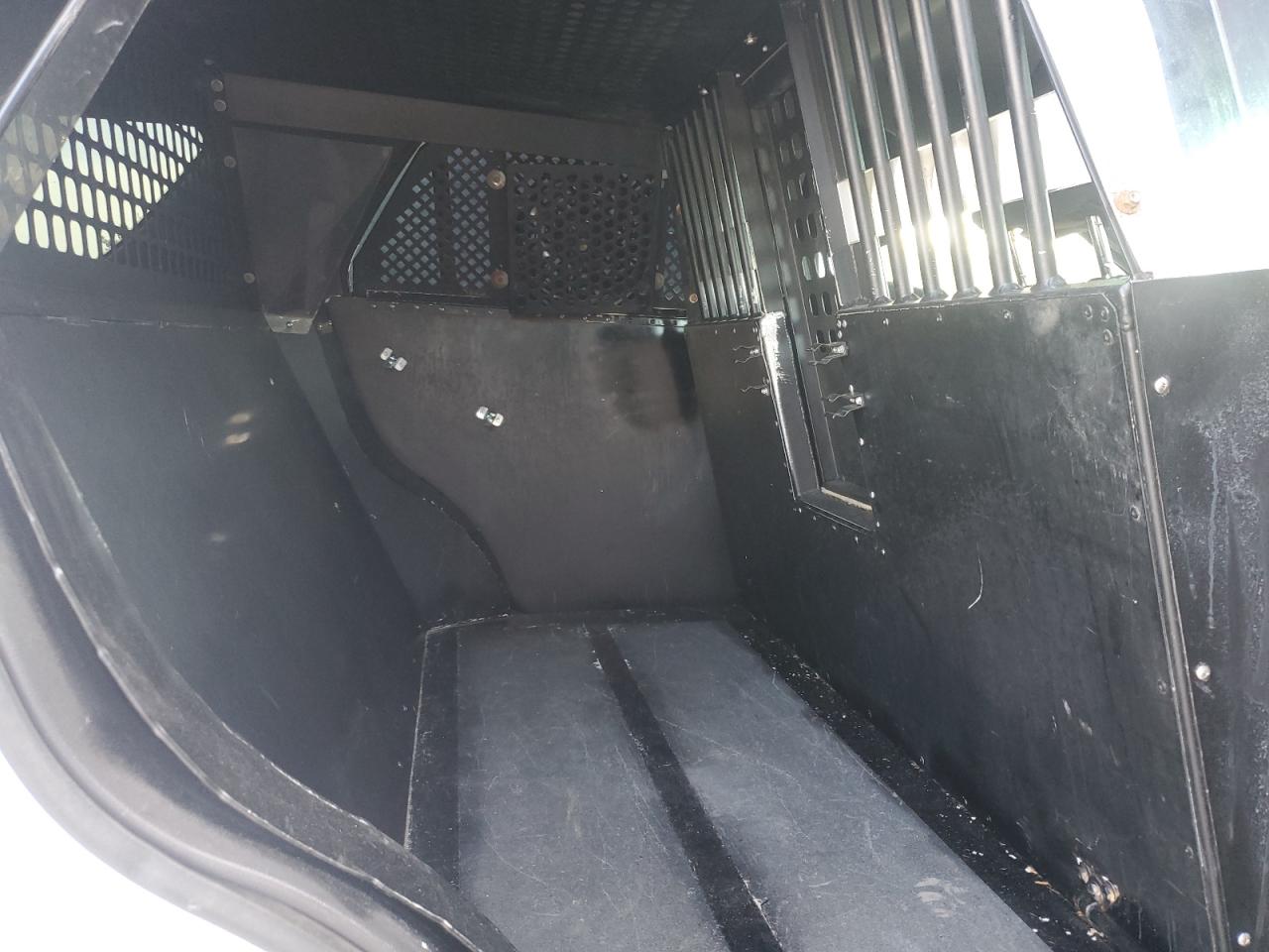 2015 Ford Explorer Police Interceptor VIN: 1FM5K8AR2FGA88573 Lot: 71002385