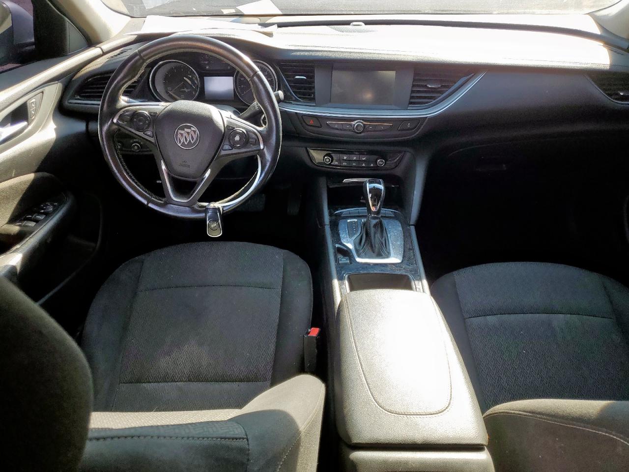 2018 Buick Regal Preferred VIN: W04GL6SX9J1124034 Lot: 71002175