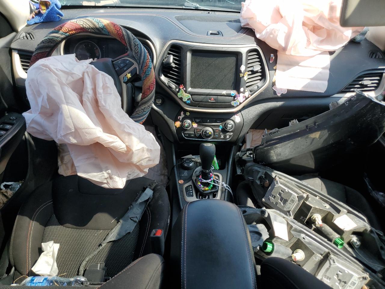 2016 Jeep Cherokee Latitude VIN: 1C4PJMCB4GW321238 Lot: 80010345