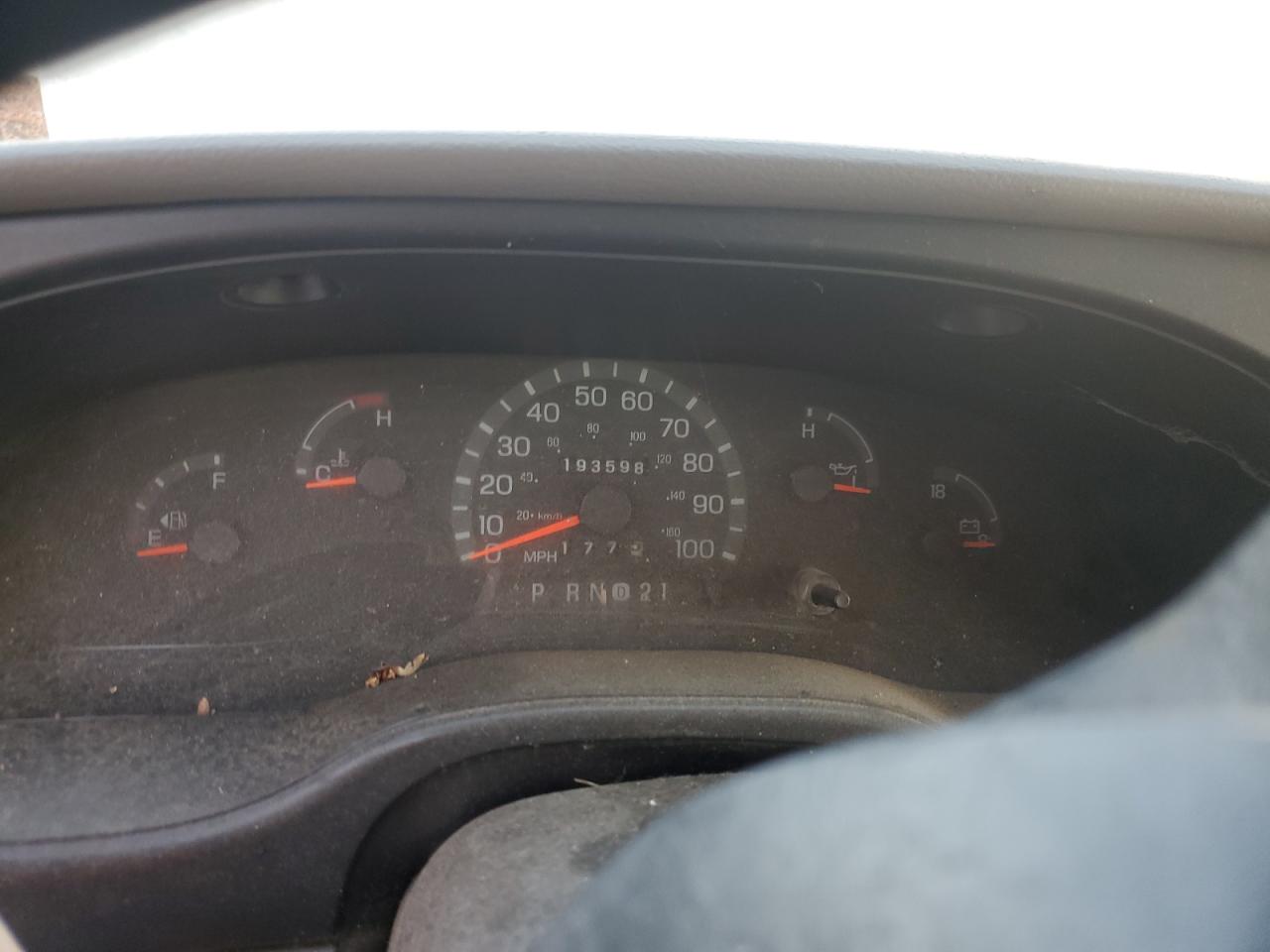 2002 Ford Econoline E250 Van VIN: 1FTNE24262HA25469 Lot: 71023565