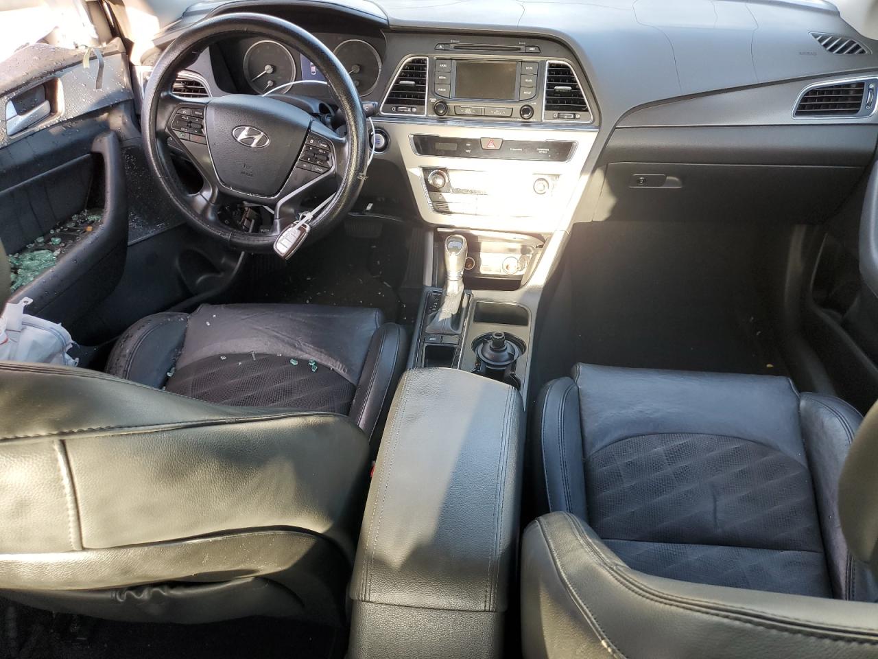 2015 Hyundai Sonata Sport VIN: 5NPE34AF2FH077195 Lot: 71954695