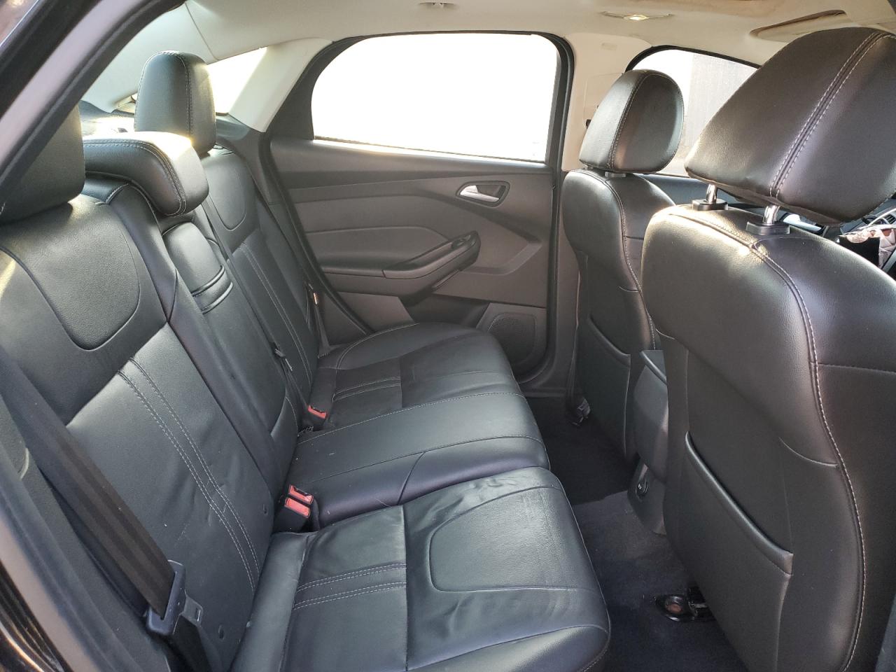 2013 Ford Focus Se VIN: 1FADP3F22DL122571 Lot: 81052405