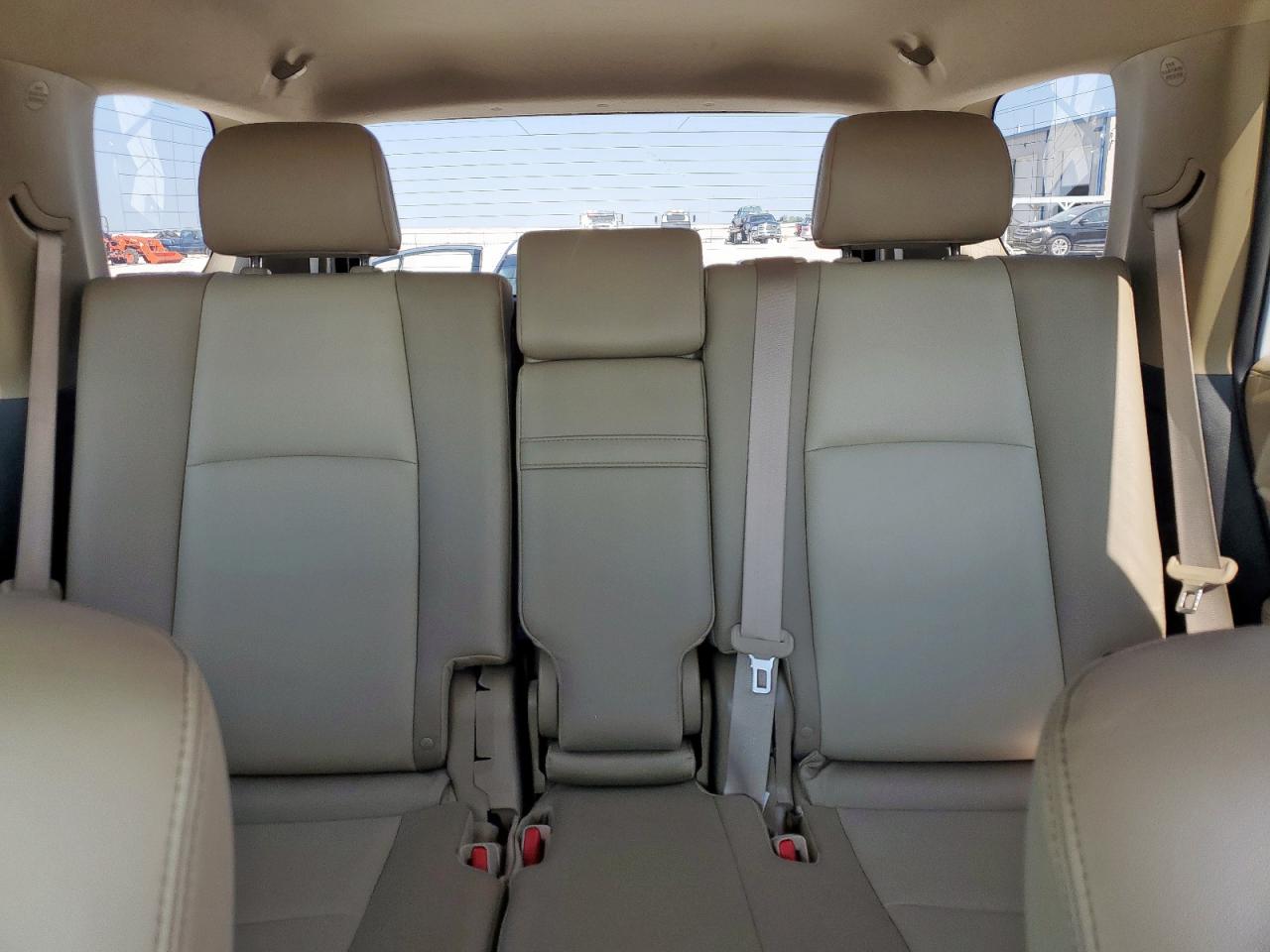 2024 Toyota 4Runner Sr5/Sr5 Premium VIN: JTENU5JR7R6227115 Lot: 80287495