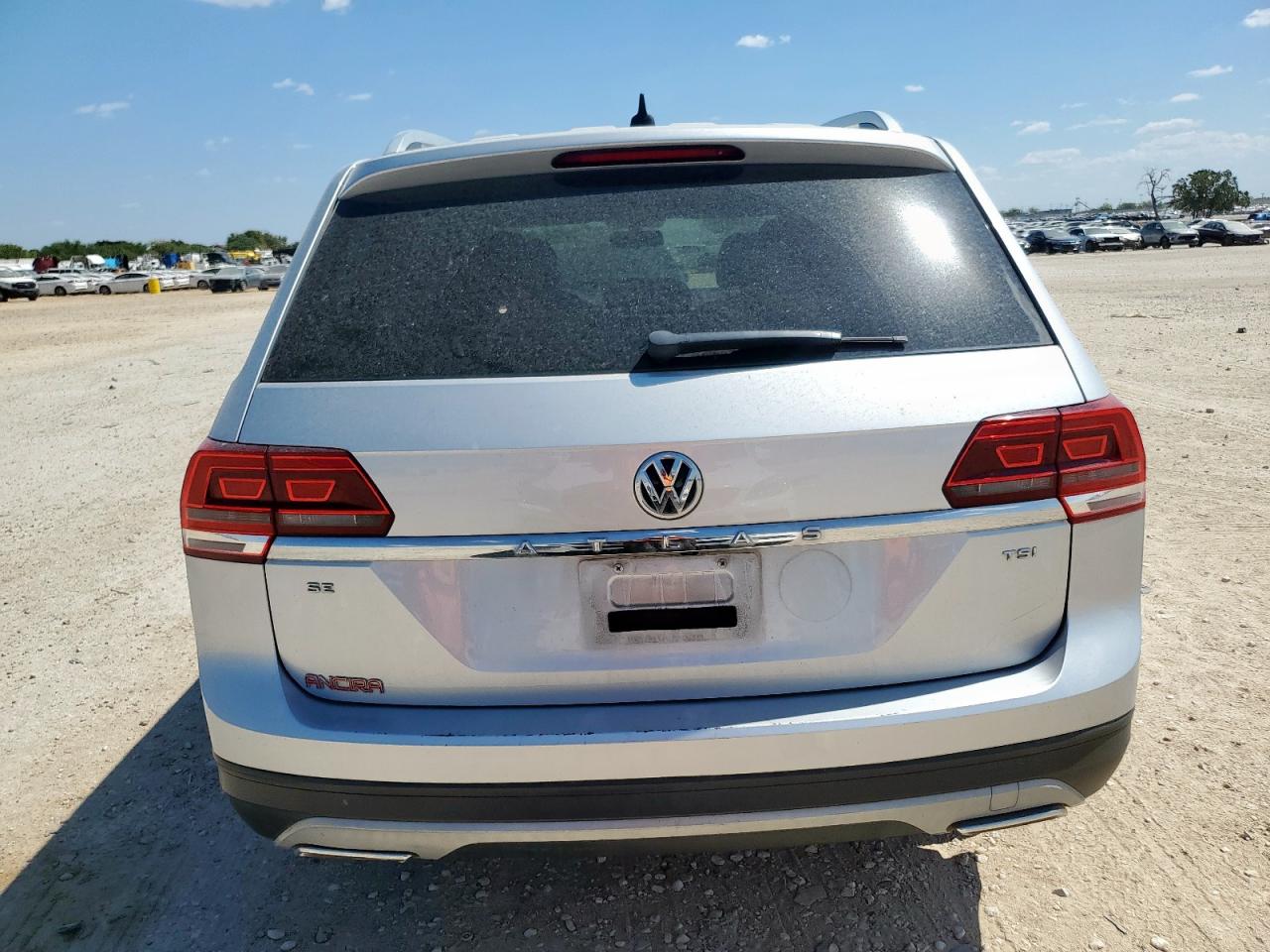 2018 Volkswagen Atlas Se VIN: 1V2CP2CA2JC598549 Lot: 84050745