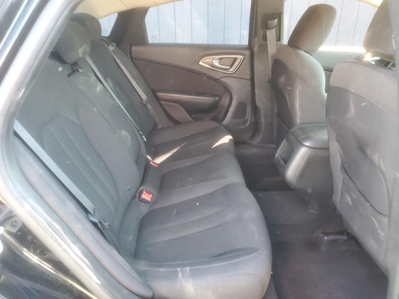 2016 Chrysler 200 Lx VIN: 1C3CCCFB8GN183311 Lot: 80717345