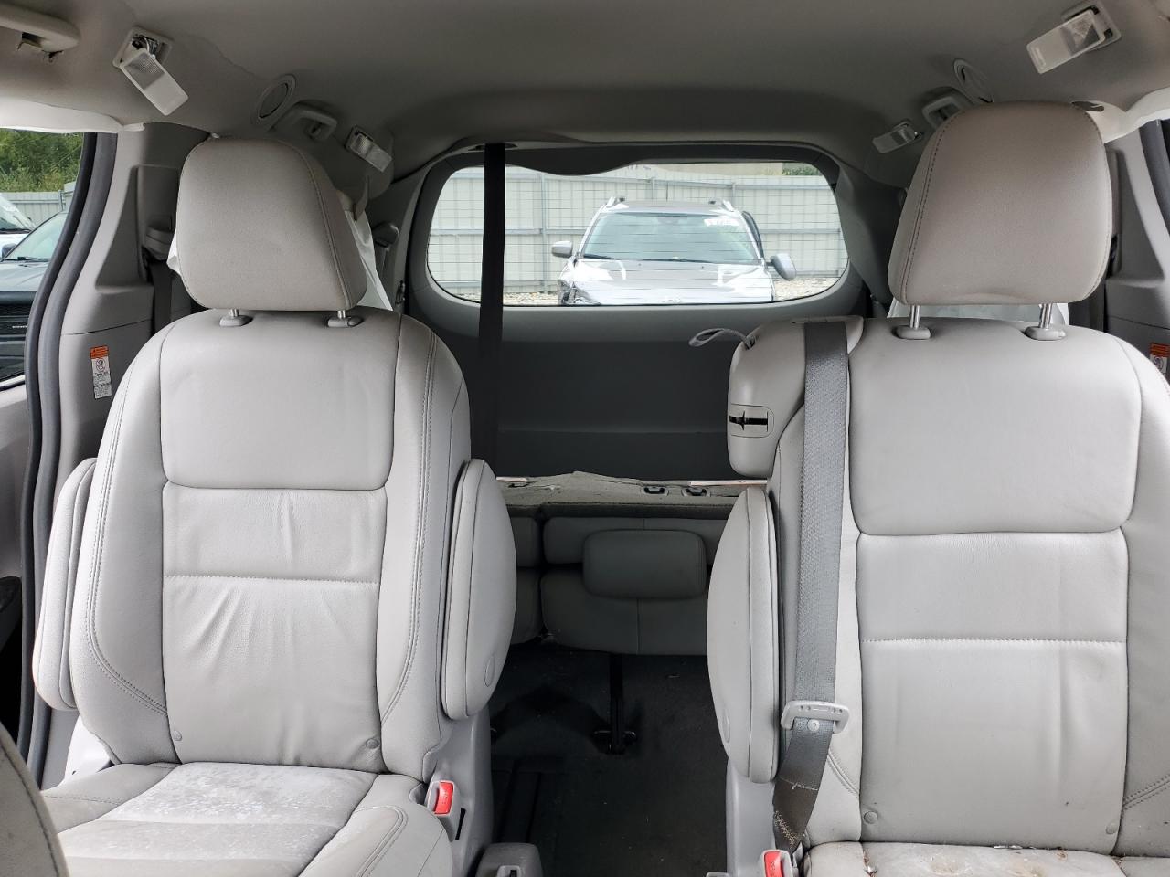 2018 Toyota Sienna Xle VIN: 5TDYZ3DCXJS942263 Lot: 80532285