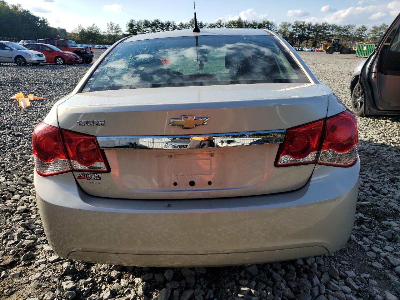 2014 Chevrolet Cruze Ls VIN: 1G1PA5SH9E7205481 Lot: 83828035