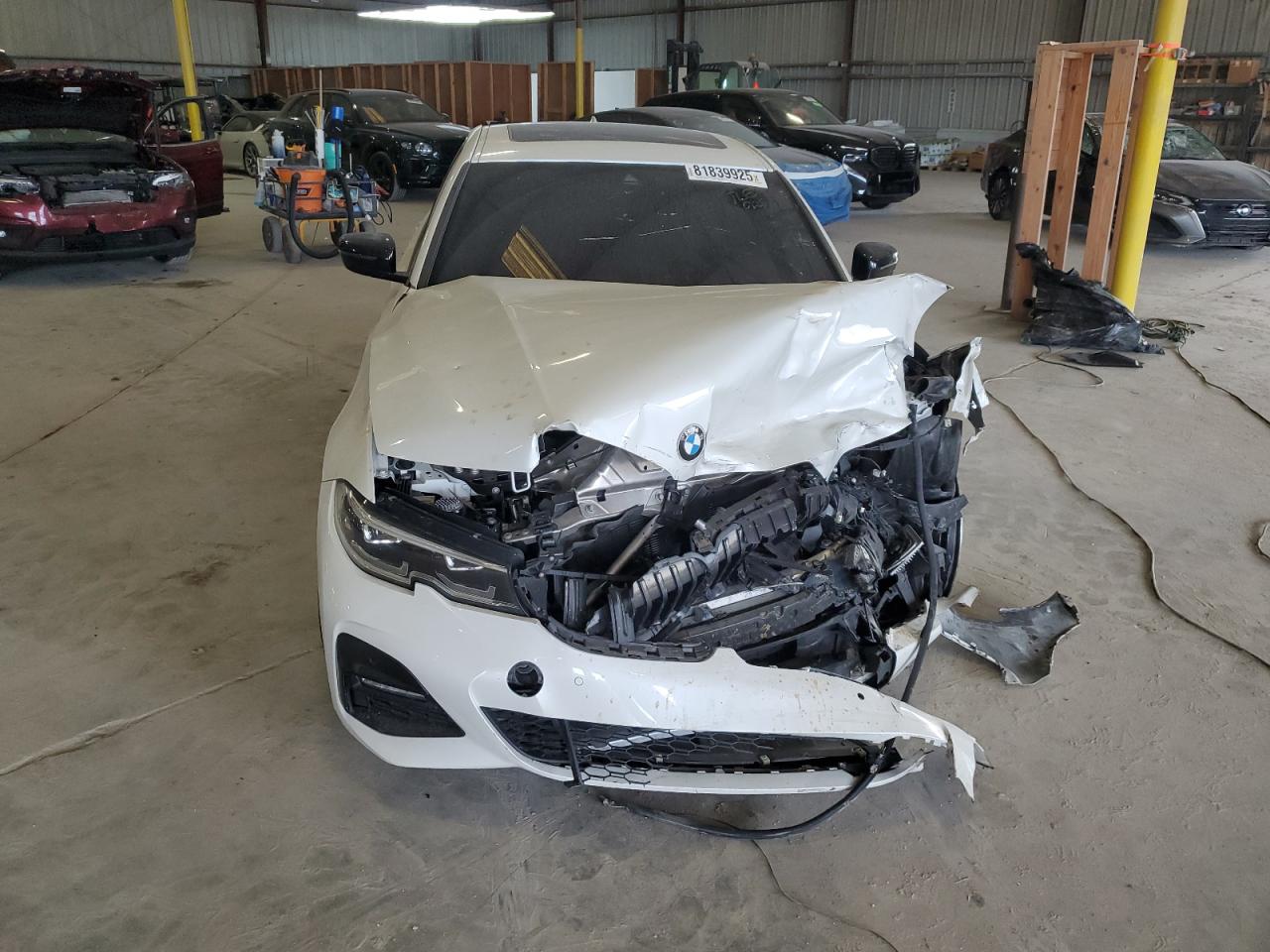 Фото: 3MW5R1J07M8B93823