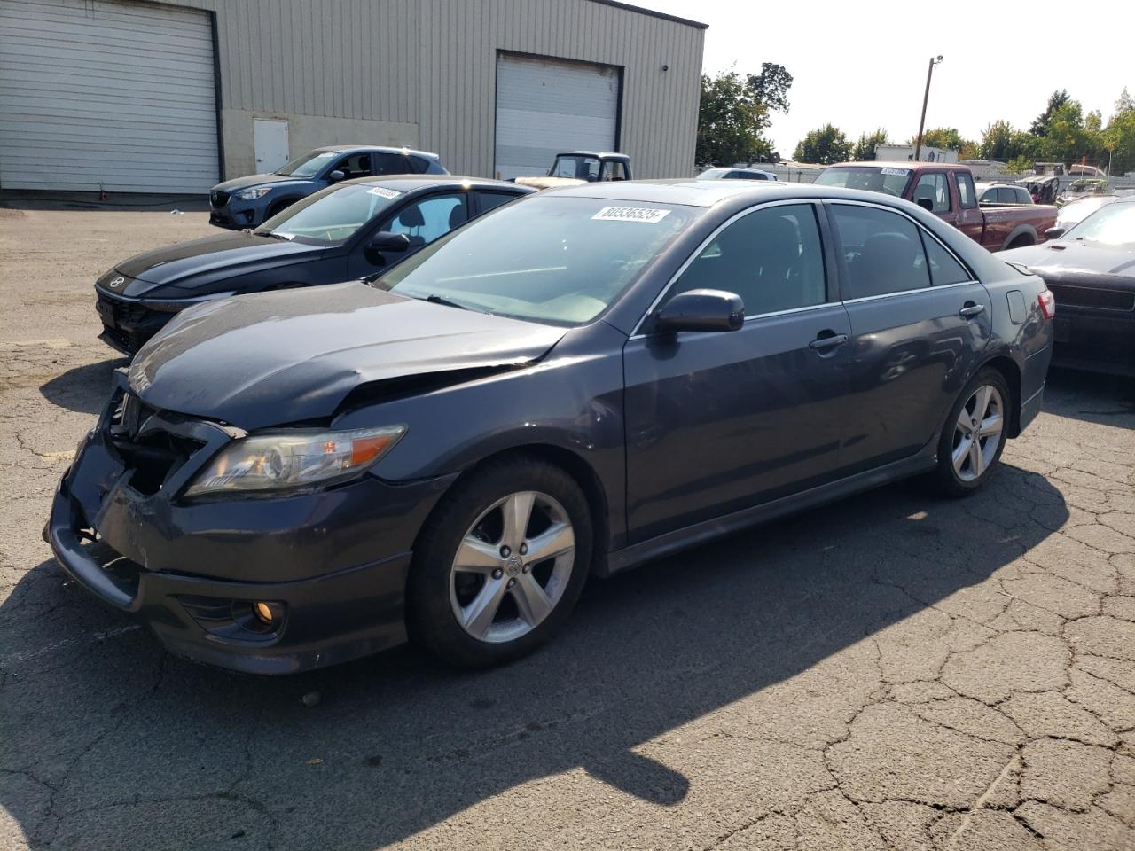 2011 Toyota Camry Base for Sale in Woodburn, OR - Front End