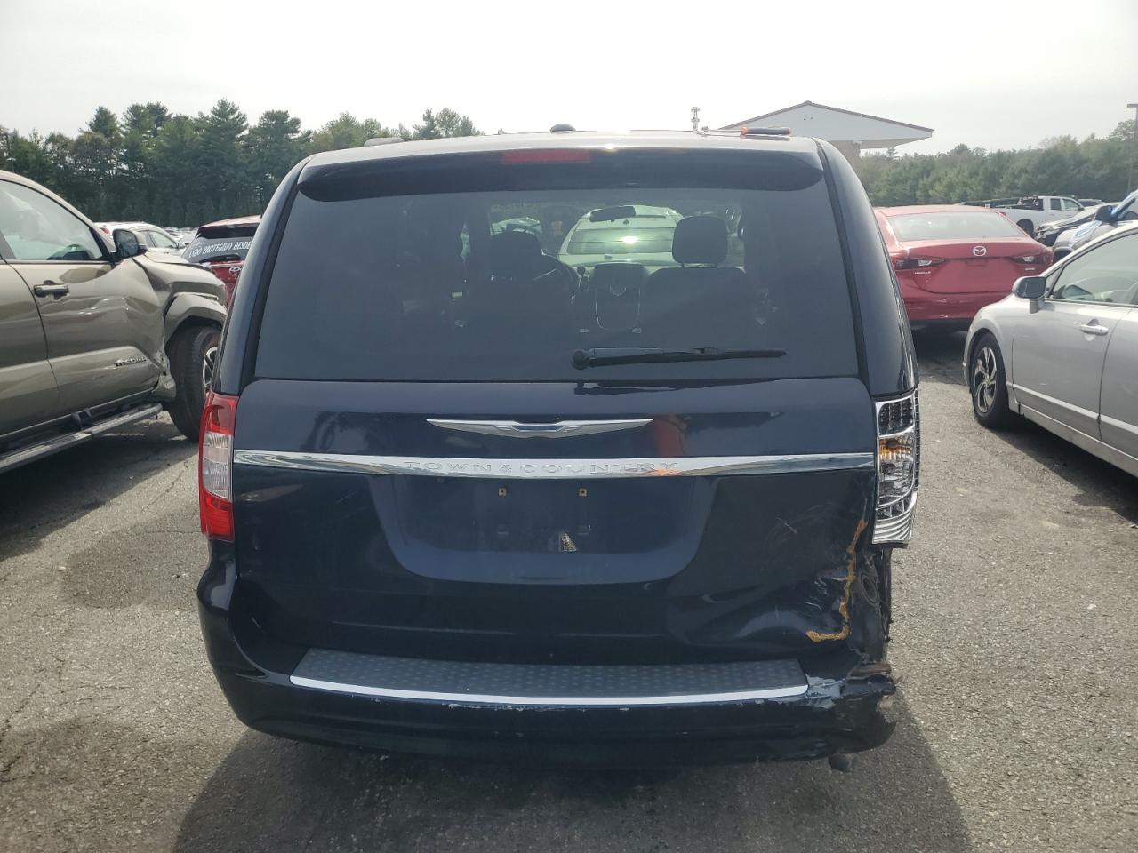 2011 Chrysler Town & Country Touring VIN: 2A4RR5DG5BR604583 Lot: 84210755