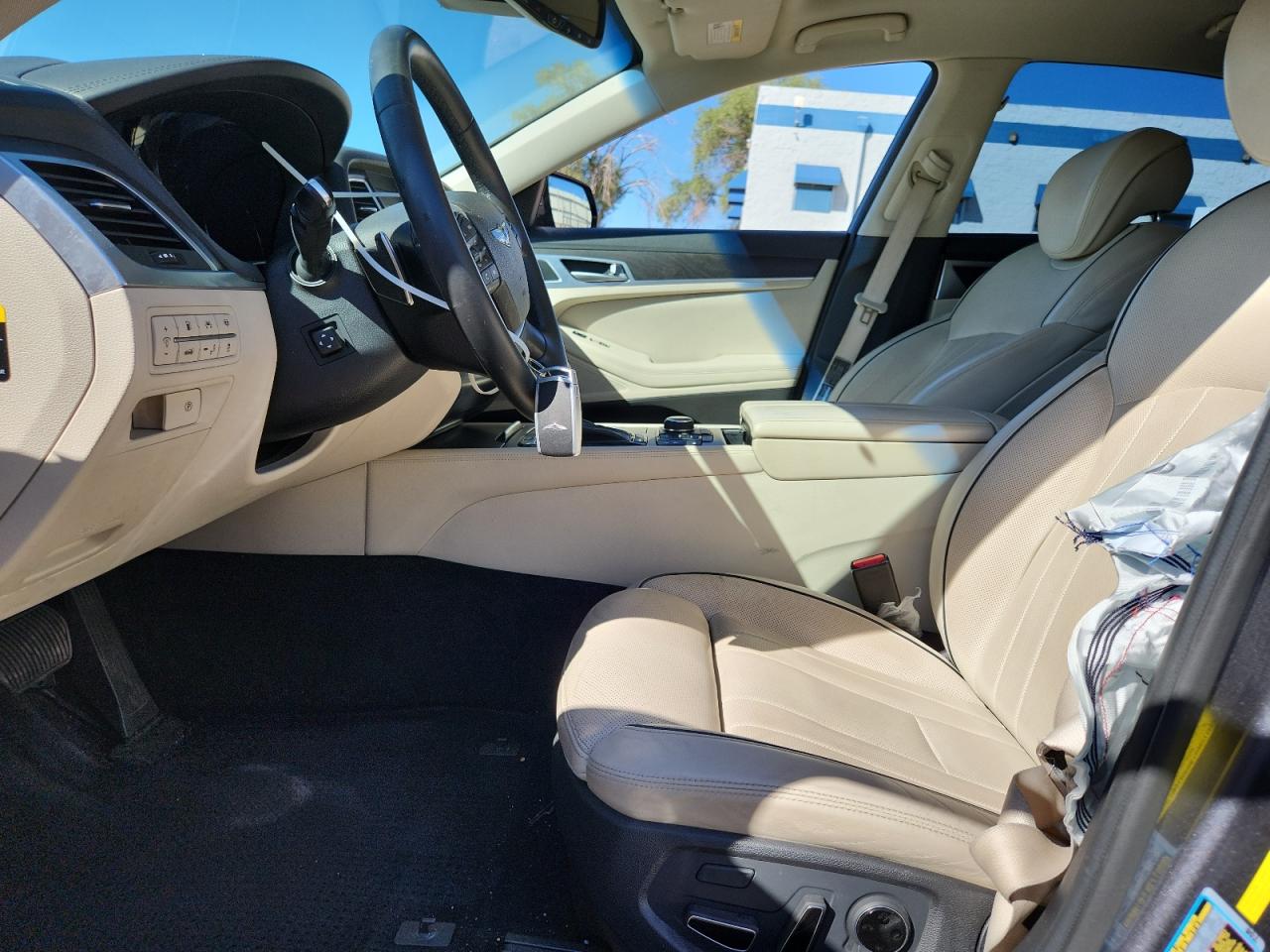 2017 Genesis G80 Base VIN: KMHGN4JEXHU168942 Lot: 84287385