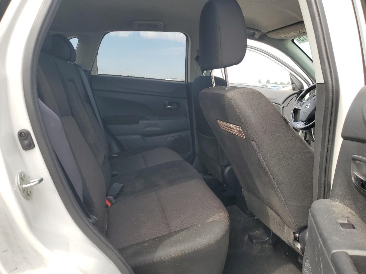 2017 Mitsubishi Outlander Sport Es VIN: JA4AP3AU5HZ004551 Lot: 81346215